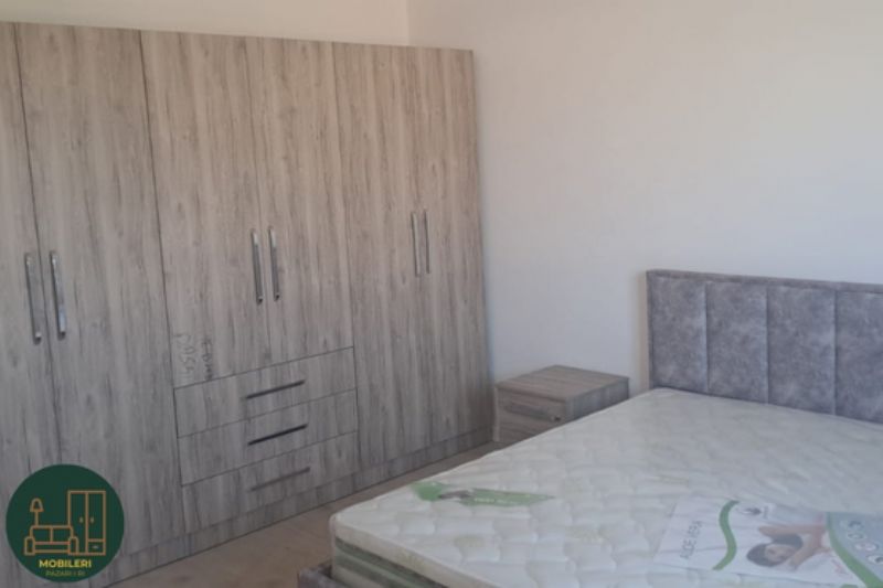 Mobilje dhome gjumi tirane, shtrat dopio me koke te tapicuar, garderobe moderne per cifte, dollap me hapesire maksimale, mobilje magazinimi per dhome gjumi, garderobe per cifte, dollap druri me dizajn modern, mobilje per apartament te vogel