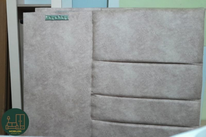 Krevat tek modern tirane, shtrat tek per dhome femije, mobilje gjumi per nje person, krevat per ambient te vogel, mobilje per dhome rinore, shtrat tek ekonomik, krevat praktik per apartament, mobilje gjumi per te rinj, krevat per dhome gjumi