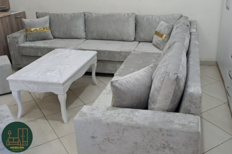 Kabinet i perdorur per veshje, oferte garderobe tirane, mobilje me panele te drejta, shitet garderobe ne oferte, oferte per garderobe, dua garderobe te perdorur, garderobe ne shitje tirane, shesim garderobe tirane