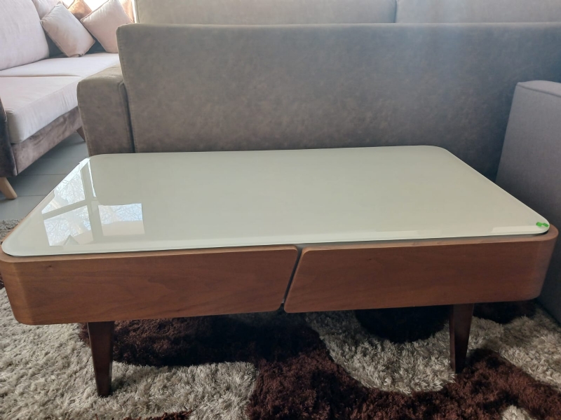 Tavolin mesi importi, Tavoline buke moderne, Tavoline buke druri, tavolin buke per kuzhine, Tavoline   buke per sallon, Tavoline buke klasike, Tavoline buke me dizajn elegant, Tavoline buke cilsore